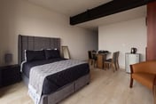 New studio · Free parking, gym & jacuzzi · Oniria