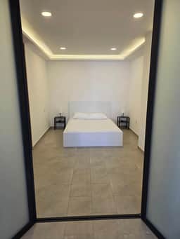 Modern 1-Bed Apartment in Miguel Hidalgo with Balcony - Image 2