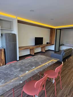 Modern Apartment in Miguel Hidalgo with Balcony - Image 4