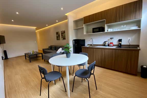 Modern 1-Bed Apt in Miguel Hidalgo, Ground Floor - Image 1
