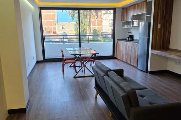 Modern Apartment in Miguel Hidalgo with Balcony - Image 1