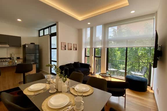 2BR w/ Rooftop & Free Parking in Roma-Juarez - Image 1